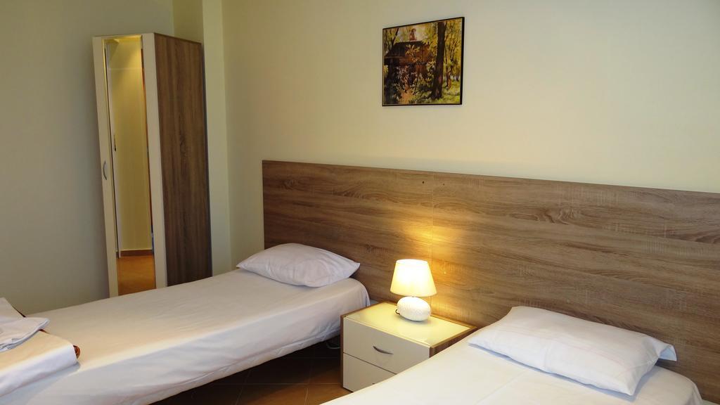 Guest Rooms Kom Sófia Quarto foto